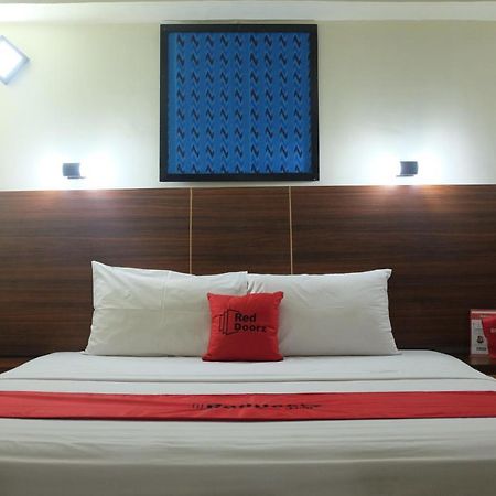 Reddoorz Plus Near Senen Джакарта Экстерьер фото