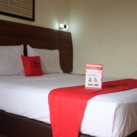Reddoorz Plus Near Senen Джакарта Экстерьер фото